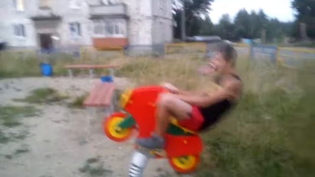 Безумный Макс часть первая