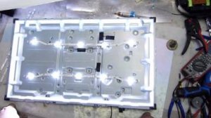 Замена подсветки и уменьшение тока в телевизоре SAMSUNG UE32N4000AU