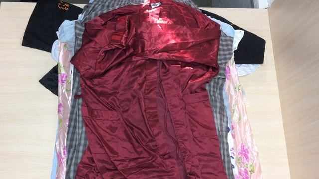 21522.Нічна сорочка трикотаж. Лот - 3. Сорт - 1-й. Вага - 25 кг смотреть онлайн