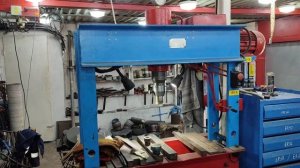 продам пресс гидравлический ОКС 1671м усилие 40 тонн ссс?