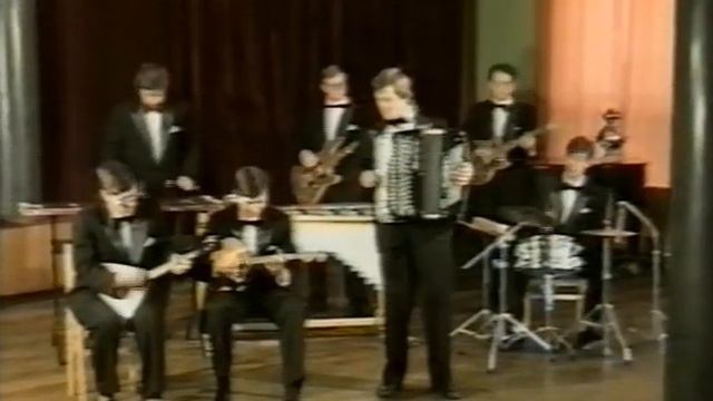 ШИРОКОВ - ВАЛЕНКИ. Ансамбль "СУВЕНИР" г.КОРОЛЁВ. смотреть онлайн