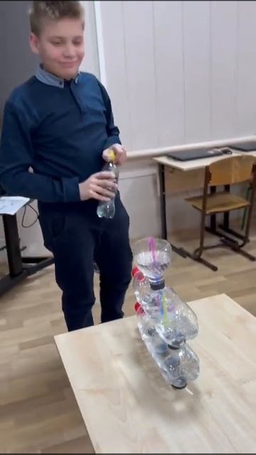 Бадя Кира. Урок физики в 7 классе. смотреть онлайн