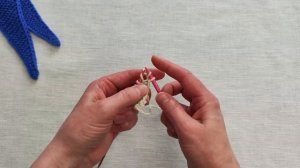 Скандинавский маленький треугольный шарфик или бакту