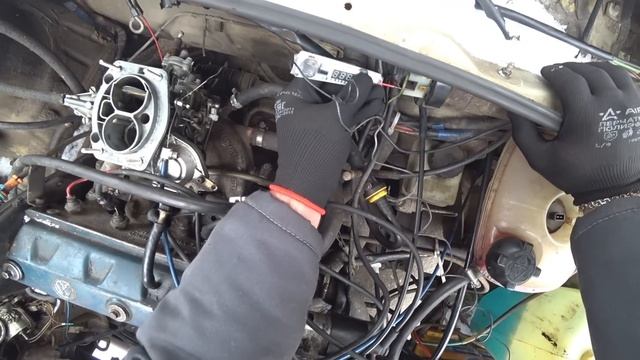 Еду заводить ГОЛЬФ к торговому центру смотреть онлайн