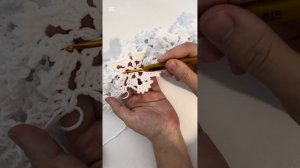 Трендовая вязаная цветочная шапочка 🔥Подробный МК