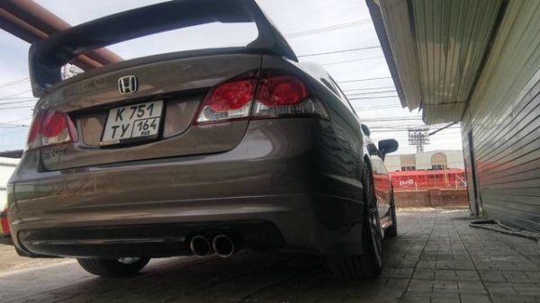 Выхлоп Honda civic 4d без банки.mp4