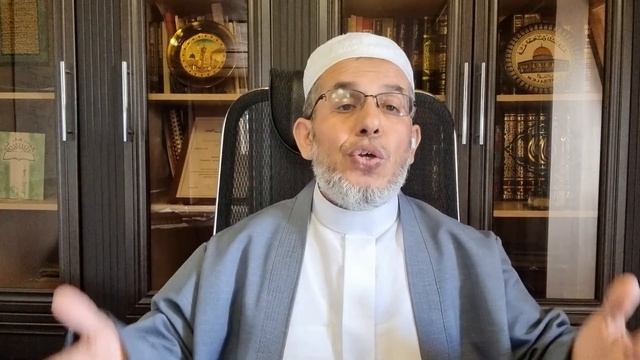 Сорок хадисов Ан-Навави : Хадис № 30 смотреть онлайн