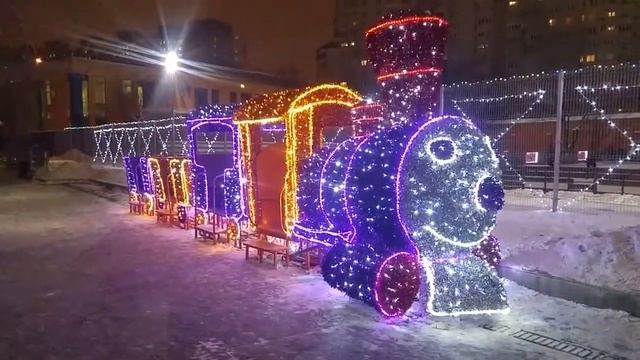 Таганский парк вечером, 2 января 2019г. смотреть онлайн