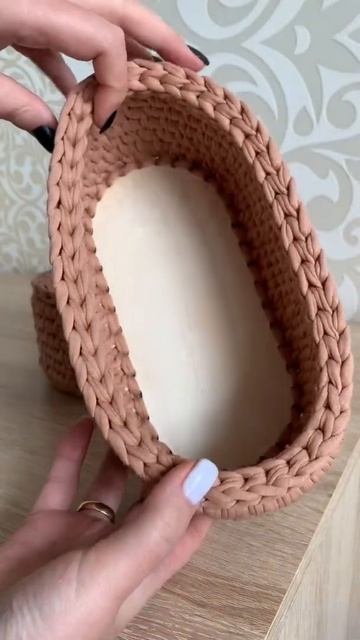 Корзины из #трикотажнаяпряжа связаны крючком на деревянных донышках
