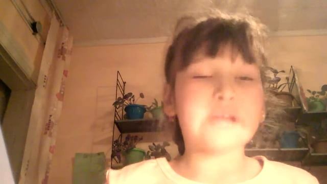 Как сделать одну большую пышную снежинку