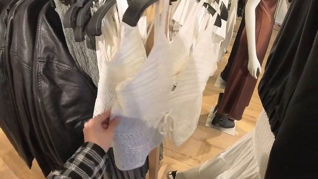 Весенние новинки в Bershka/Минск 2025 смотреть онлайн