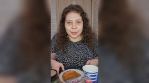 ПРИ РАССТАВАНИИ МУЖЧИНА ТРЕБУЕТ ДЕНЬГИ И МЕБЕЛЬ/Мукбанг