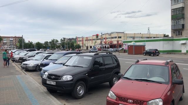 НО, г. Дзержинск, ул Петрищева, 4. Видео у входа.