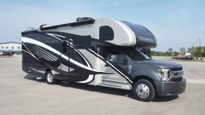 Обзор американского дизельного автодома Thor Magnitude XG32