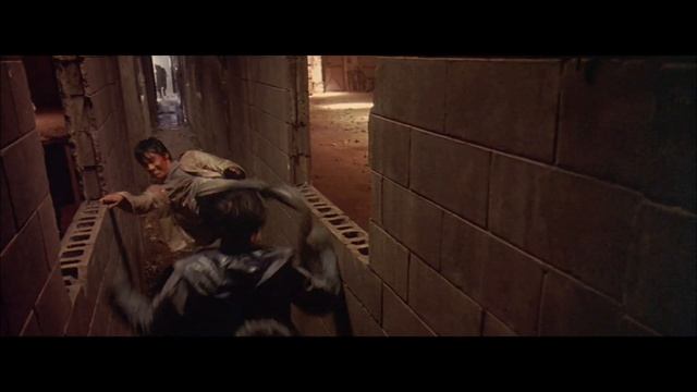 Горечь и сладость / Dalkomhan insaeng / A Bittersweet Life. ПОБЕГ. Отрывок из фильма. Южная Корея. смотреть онлайн