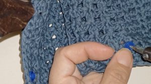 Как установить пластиковые кнопки на одежду и другие ?