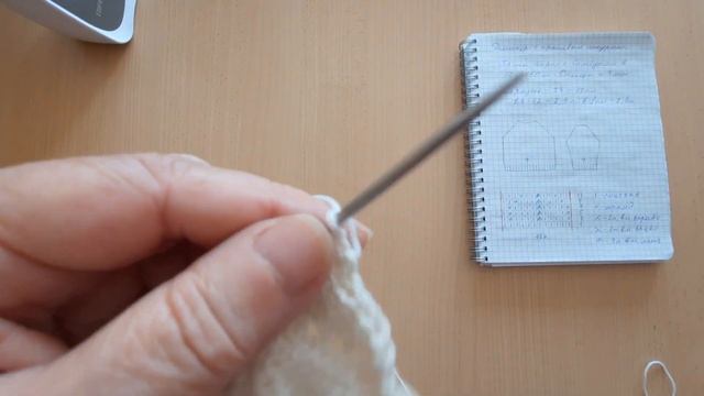 Популярный ажурный узор для джемпера, летней кофты со