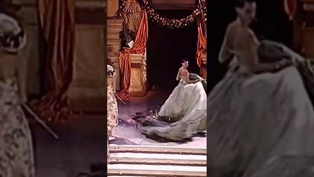 Архив. Коллекция Джона Гальяно для Dior весна-лето 1998.