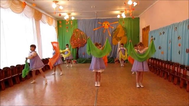 ТАНЕЦ С ШАРФАМИ смотреть онлайн