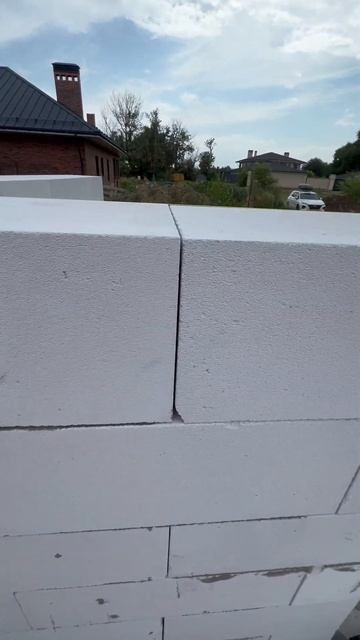 Стены первого этажа двухэтажного дома из газоблока Ст смотреть онлайн