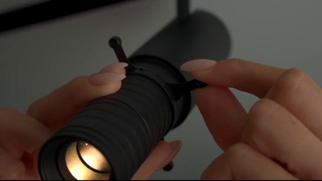 Музеон от TECHNOLIGHT и картины из галереи KHANKHALAEV GALLERY. Художник - Зорикто Доржиев I ZORIKT смотреть онлайн