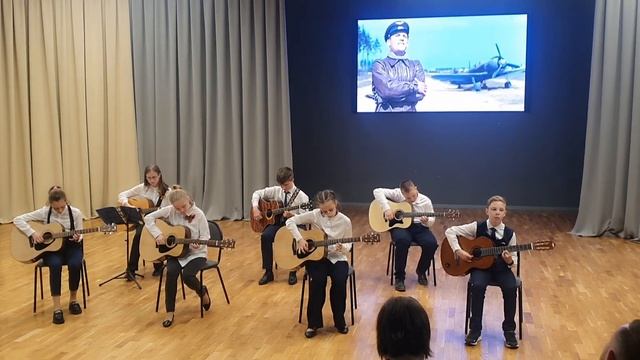 Ансамбль Перемена "Первым делом самолёты" 04.05.2023г. смотреть онлайн