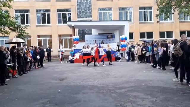 1 сентября мкр Лучки! г Сланцы, Ленинградская область смотреть онлайн