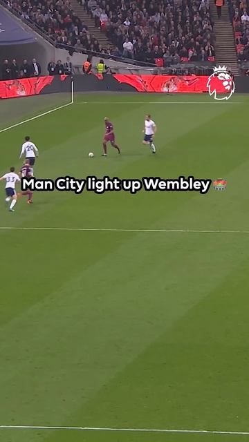 Man City LIGHT UP Wembley ✨ смотреть онлайн