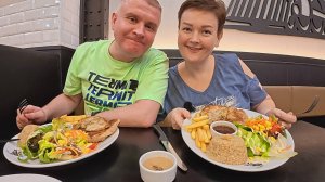 Мукбанг ПИР ЖИВОТА за копейки в Таиланде! Вот такие ШАШЛЫКИ у нас на ДАЧЕ в Паттайе) Ужин в кафе