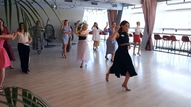 1 серия ТВ-реалити шоу Успех во всем! Жизнь в кайф! Бизнес проект