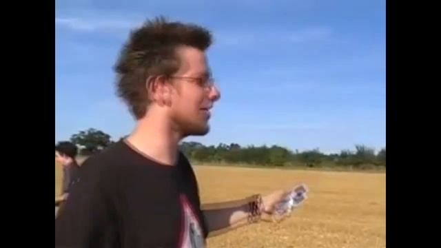 Злой теле-чел (РУС перевод)