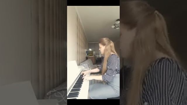 В. А. Моцарт. Соната F-dur.