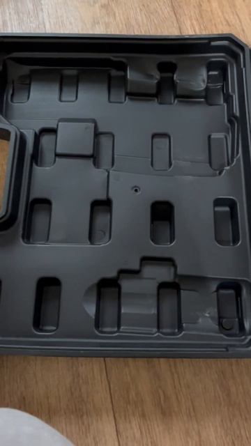 Аккумуляторный гайковерт «Тундра» смотреть онлайн