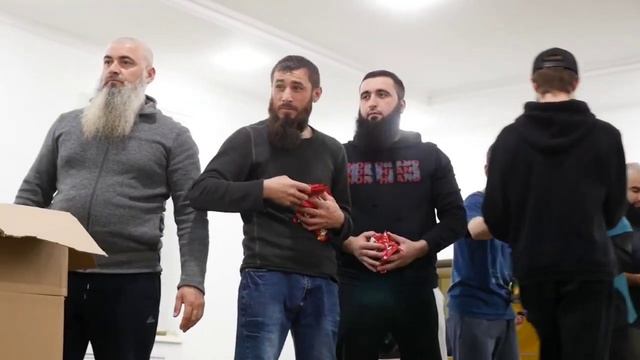 Гид Аль-Фитр. Подготовка детских подарков