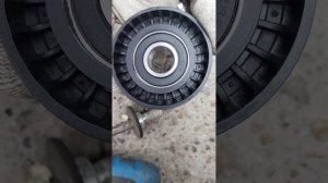 Замена ремня генератора и натяжного ролика на Citroen C4 #р