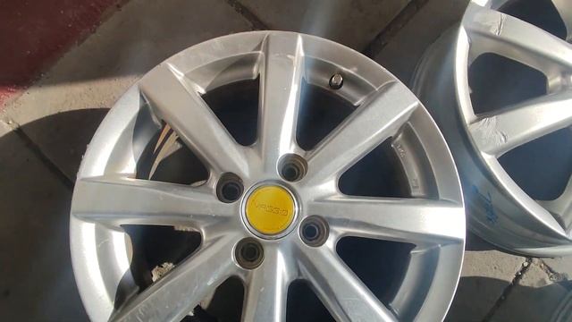 Литые диски r15 4x100 5.5JJ ET45 DIA73.1 Япония