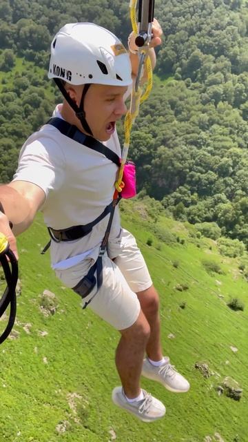 САМЫЙ ДЛИННЫЙ ЗИПЛАЙН В РОССИИ! Находится он на Кавказе! Рискнули бы прокатиться???