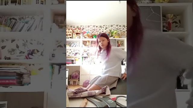 Одеваюсь в школу. Мой Look если сегодня урок физкультуры