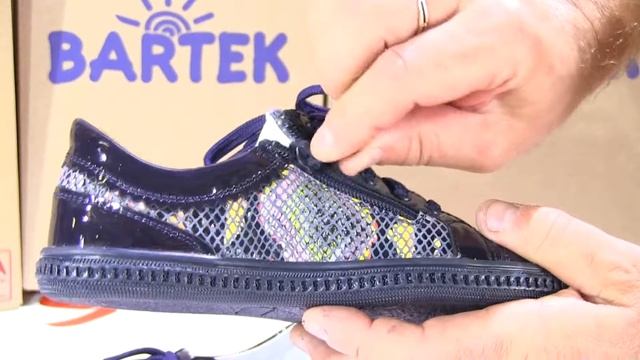 Детские полуботинки Bartek W-95524/SZ/1HS смотреть онлайн