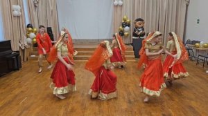 Танцевальный номер "Потанцуй со мной!"