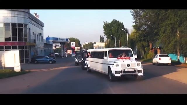 Свадьевный кортеж в Алмате