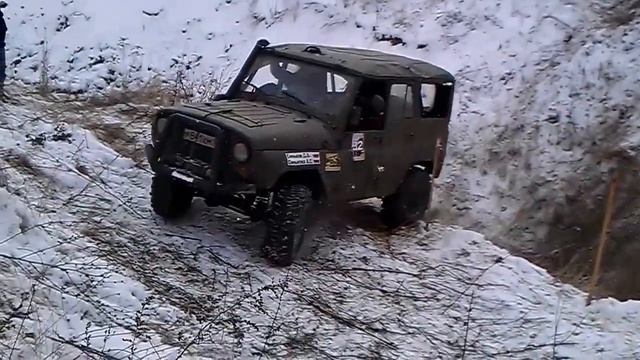 Это надо видеть!!! УАЗ-машина зверь!!! смотреть онлайн