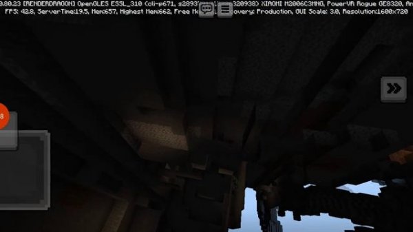 мод на факел в левой руке в Minecraft