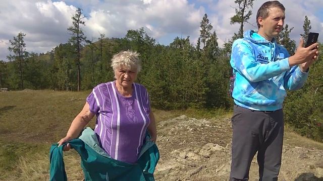 Подъем на Сугомак с мамой Надей..август 2018