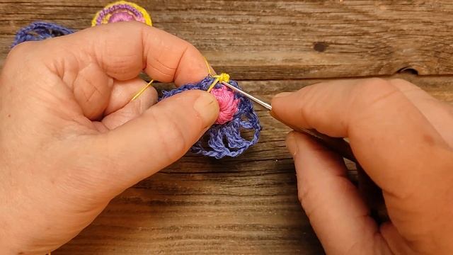 Обвязка крючком вместо рачьего шага смотреть онлайн