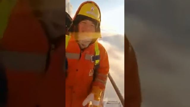 Абу-Даби Плаза смотреть онлайн