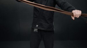 Как завязывать пояс в бразильском джиу-джитсу?