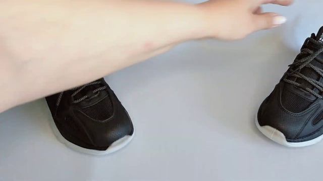 Кроссовки мужские размер 42 ( по стельке 27 см.). Ссылка н?