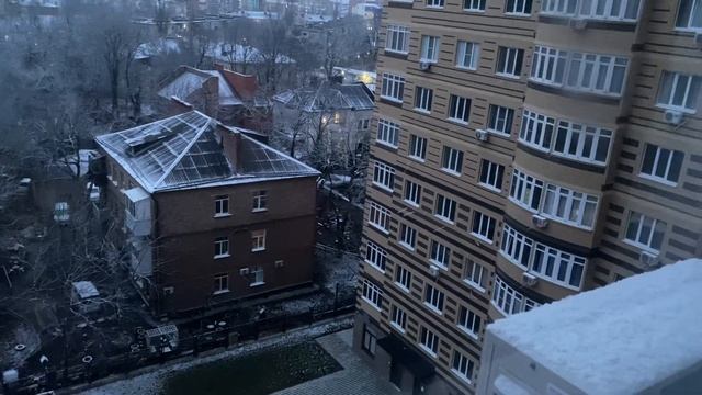 Снежок порадовал Ростов -на -Дону 11 марта 2024