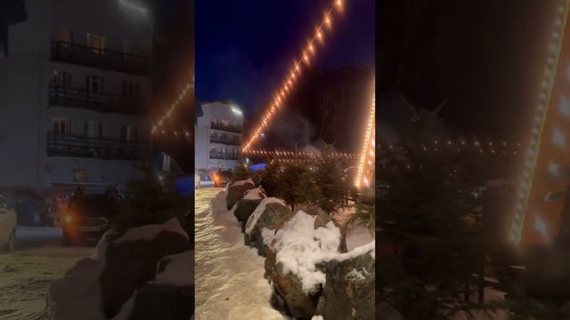 Безумно люблю Шашлык.У Руслана в Домбае самые лучшие цены. #домбай #горы #шашлык #зима #январь #202